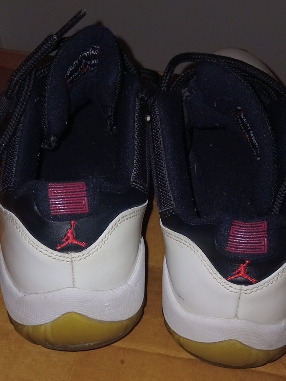 Men's Air Jordan 11 Retro Low "Tuxedo - Picture 3 of 7